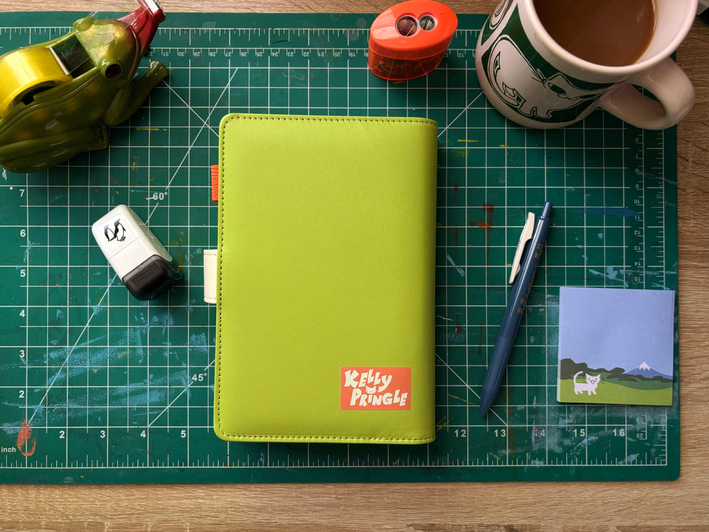 "Little Helpers" A6 Binder Journal