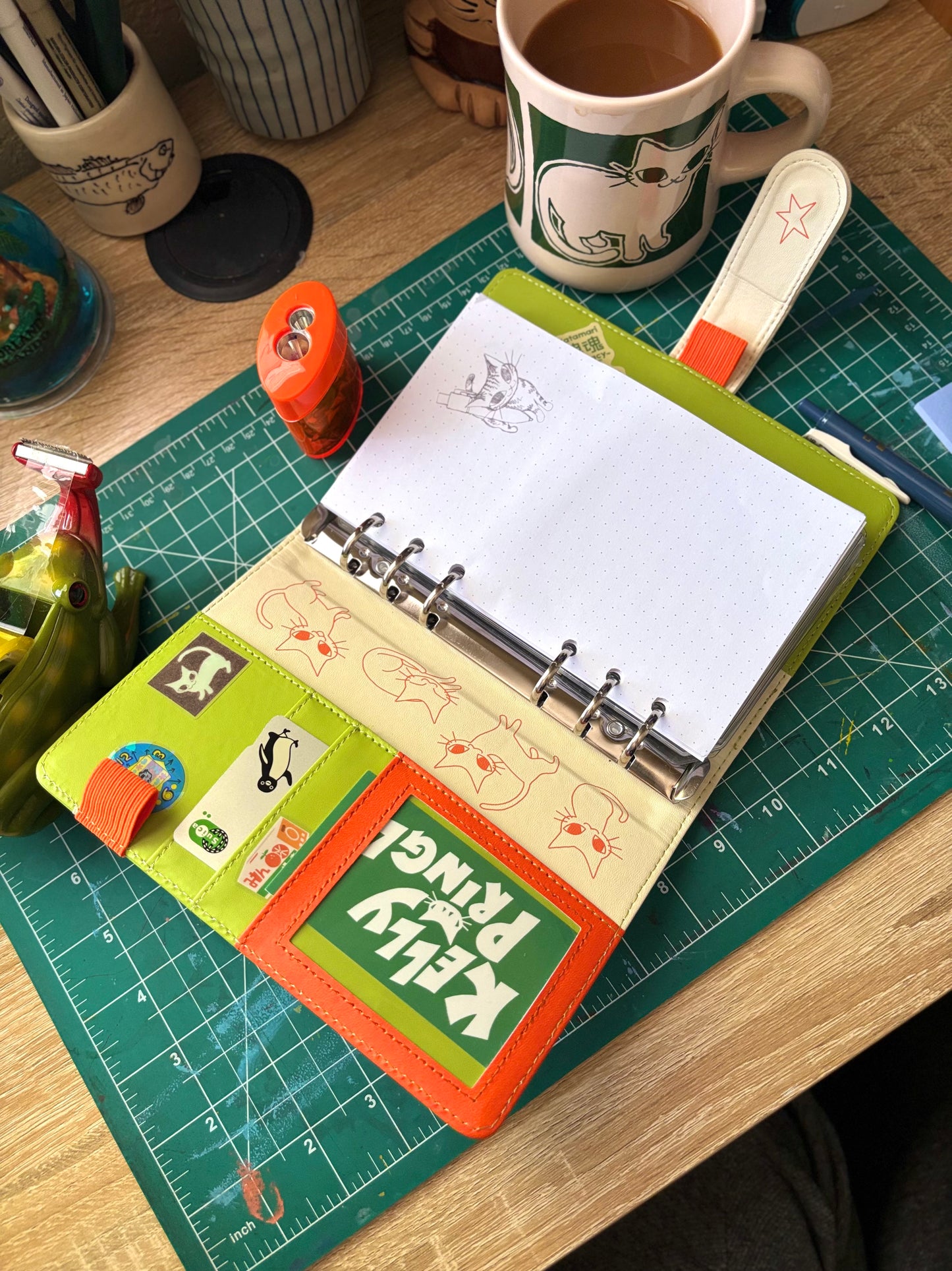 "Little Helpers" A6 Binder Journal