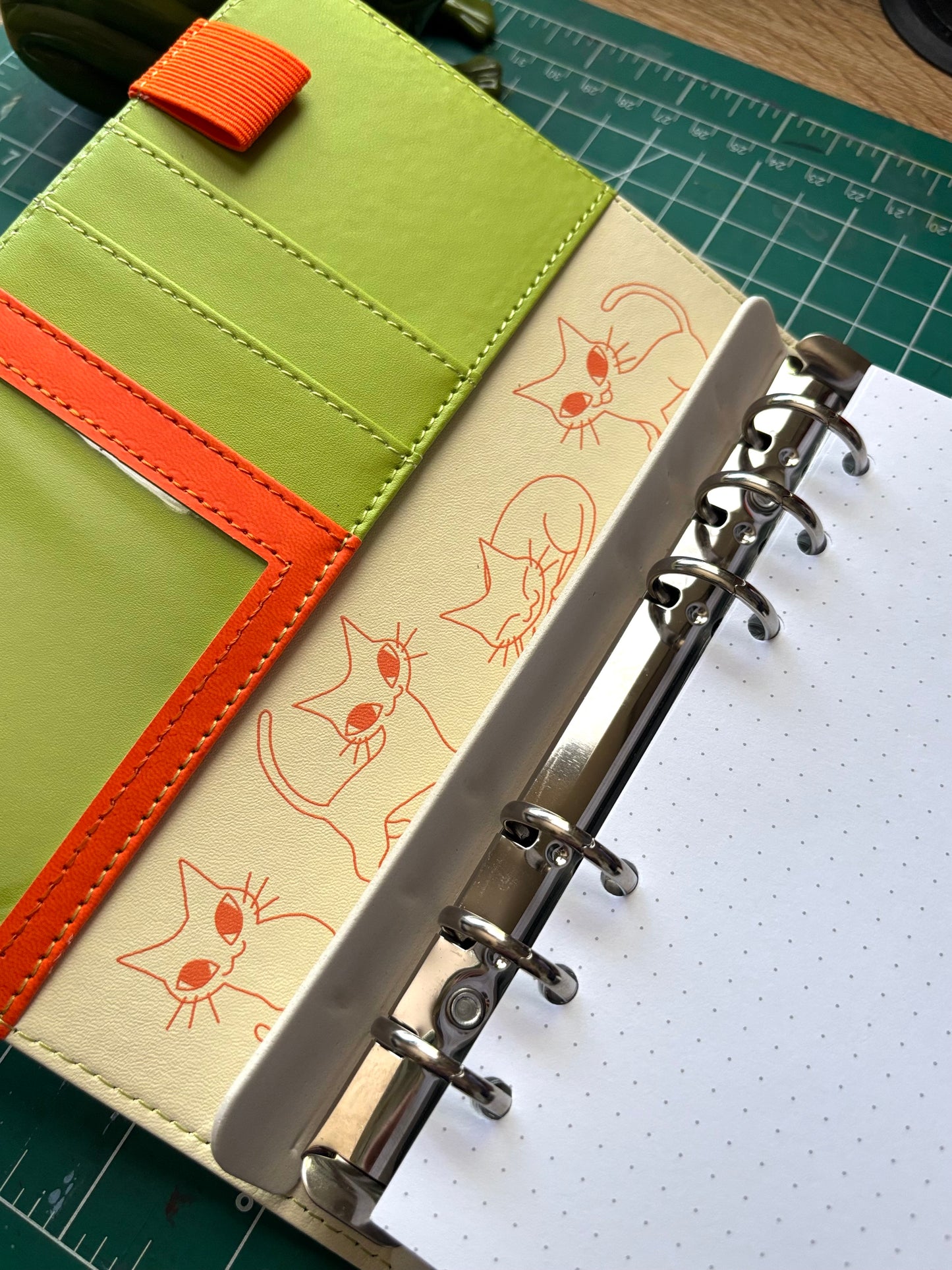 "Little Helpers" A6 Binder Journal